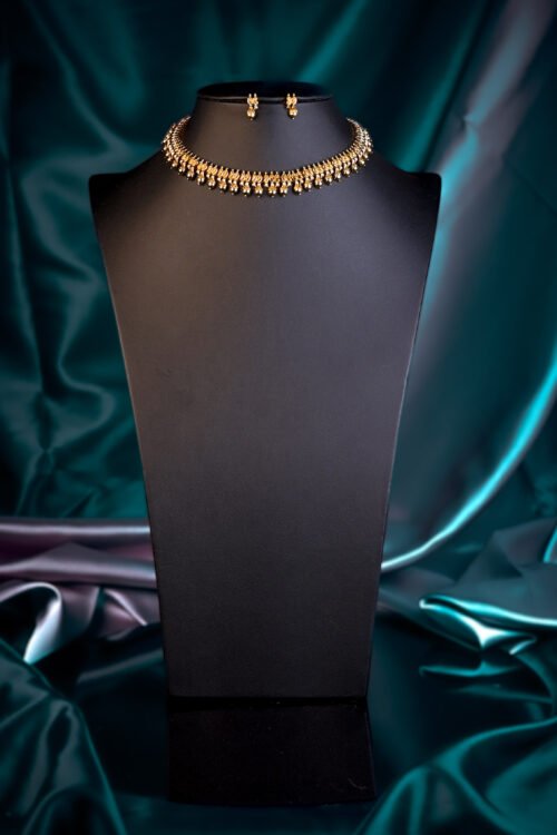 Necklace Set- NEC335