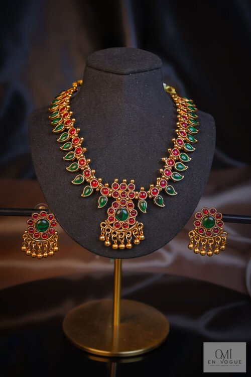 Necklace Set-NEC524