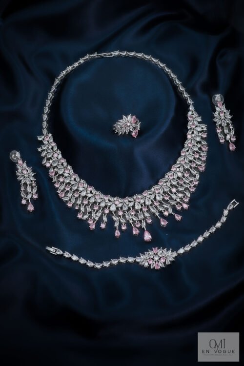Vihara Necklace Set -NEC567