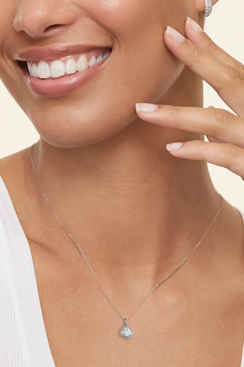 1.00 Carats 6.5 mm VVS1 Moissanite Pendant Necklace for Women 0395