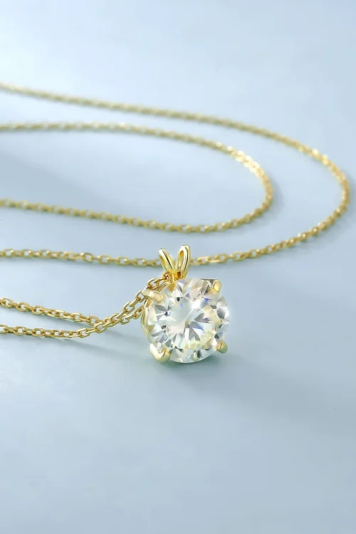 0.5 Carats 5mm VVS1 Moissanite Pendant Necklace for Women 0407