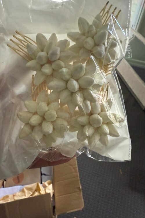 Jasmin Bud Hair Clip -HAC009