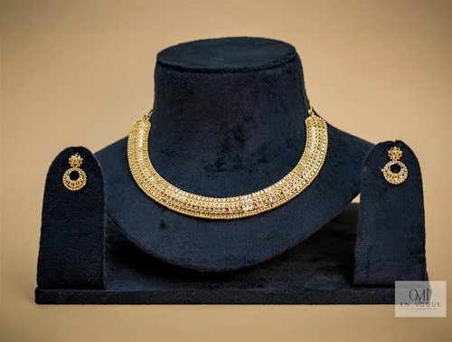 Indian bridal jewellery Australia - elegant bridal jewellery set by OMI En Vogue
